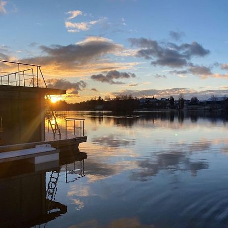 Готель Waidlerland Hausboot 1 Вальдкірхен Екстер'єр фото