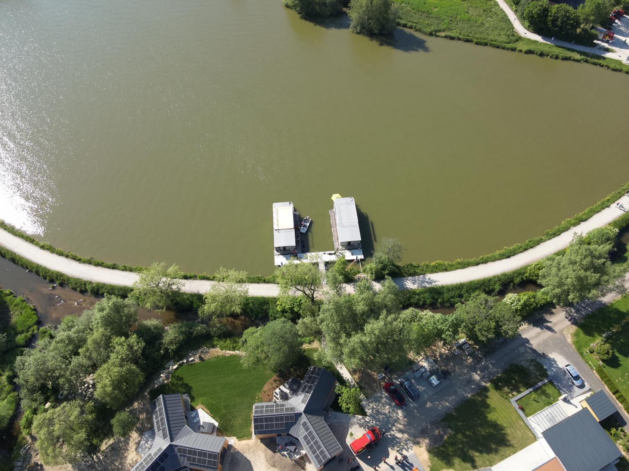 Готель Waidlerland Hausboot 1 Вальдкірхен Екстер'єр фото